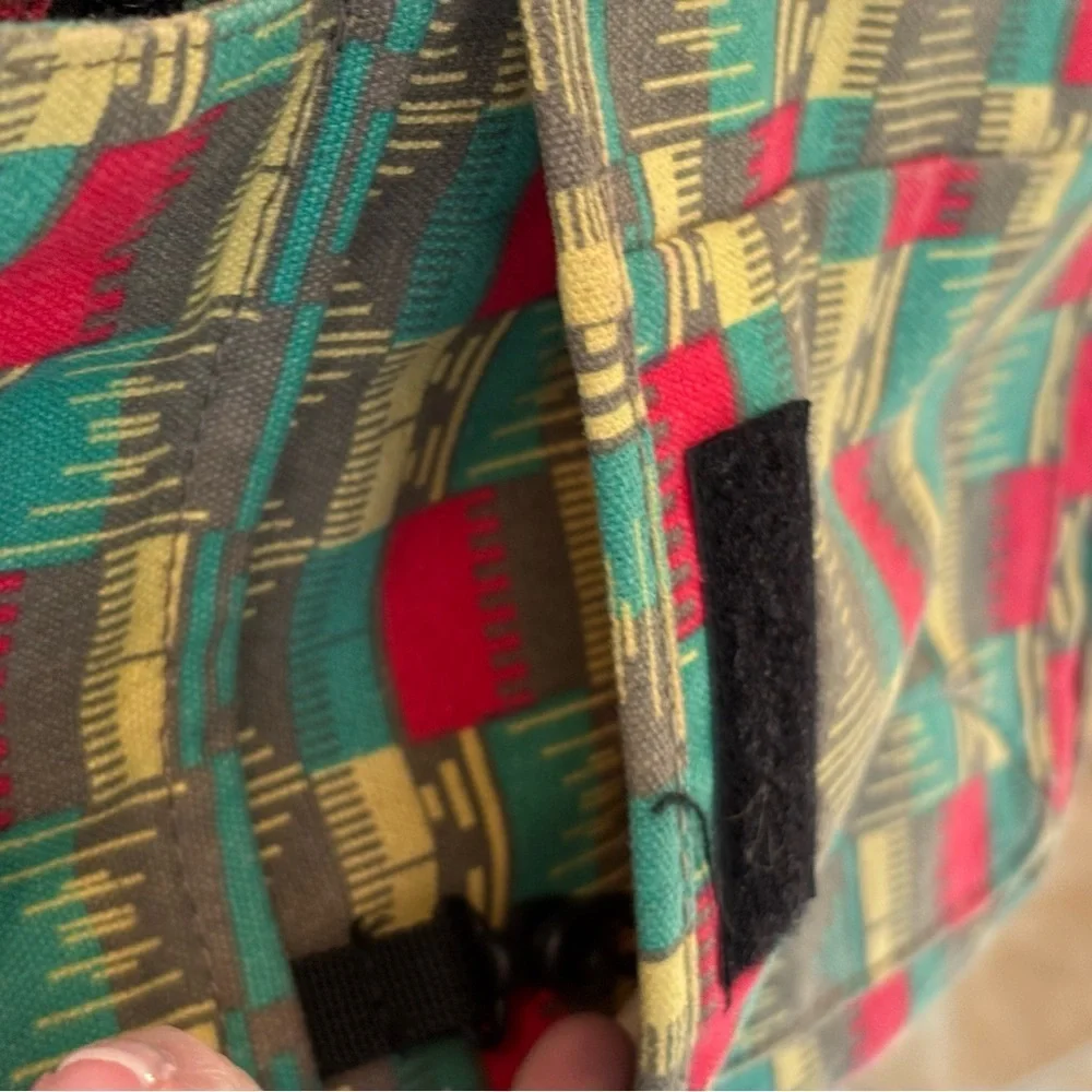 KAVU Crossbody Shoulder Bag Limited Edition Geometric Print Canvas